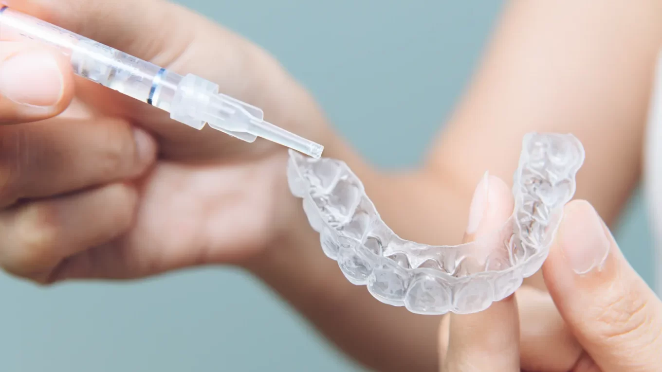 Nakładki Invisalign w Warszawie